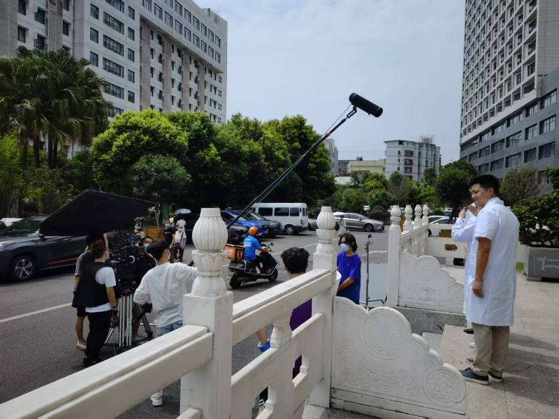 横县广告片拍摄公司低成本实现高规格制作的诀窍